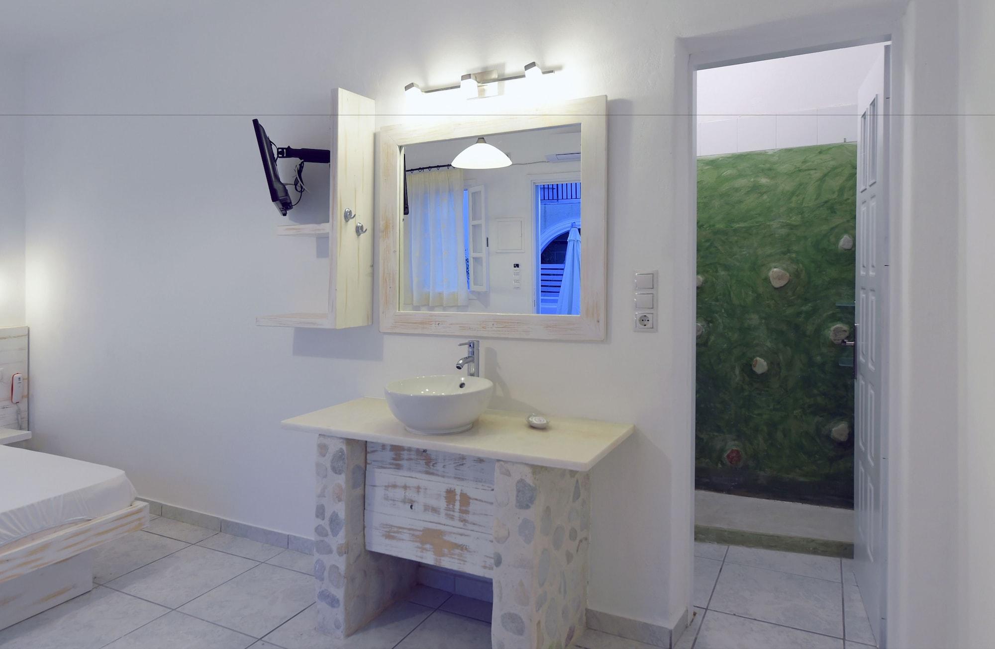 فندق Porto Naoussa (Adults Only) المظهر الخارجي الصورة