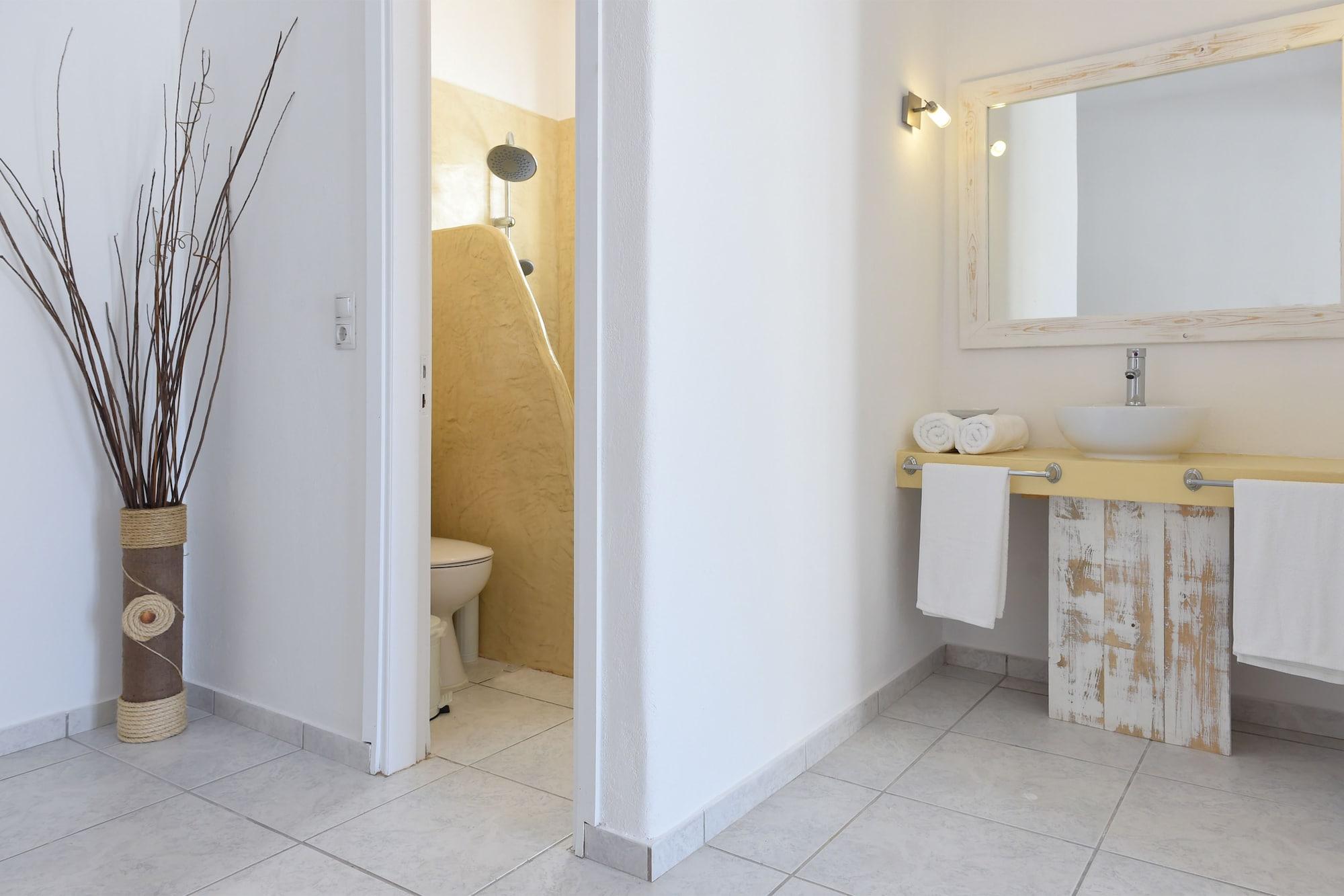 فندق Porto Naoussa (Adults Only) المظهر الخارجي الصورة